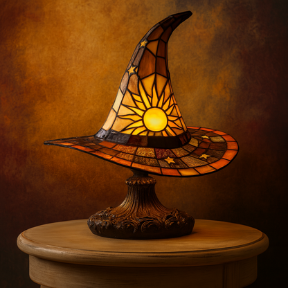Lámpara artesanal de sombrero de bruja con encanto mágico