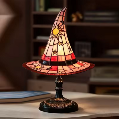 Lámpara artesanal de sombrero de bruja con encanto mágico